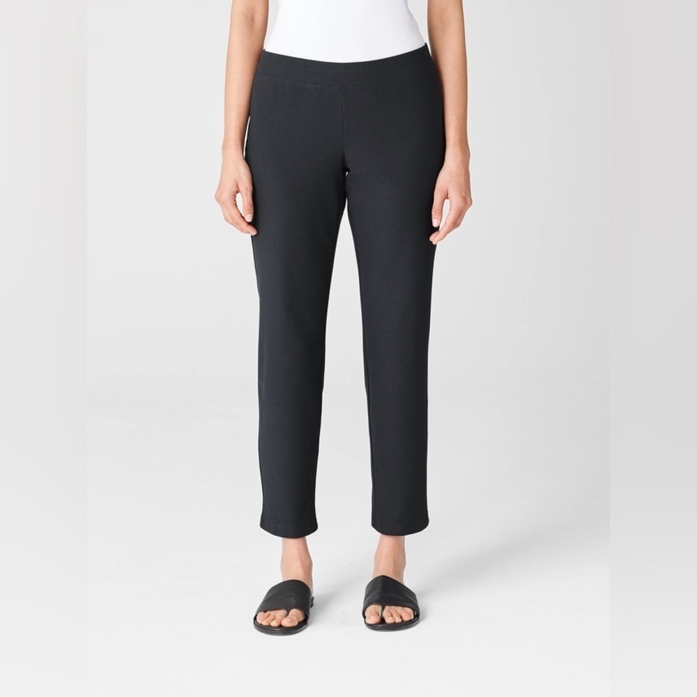 Eileen Fisher black viscose blend Crepe textured slim leg pullon pants, large.